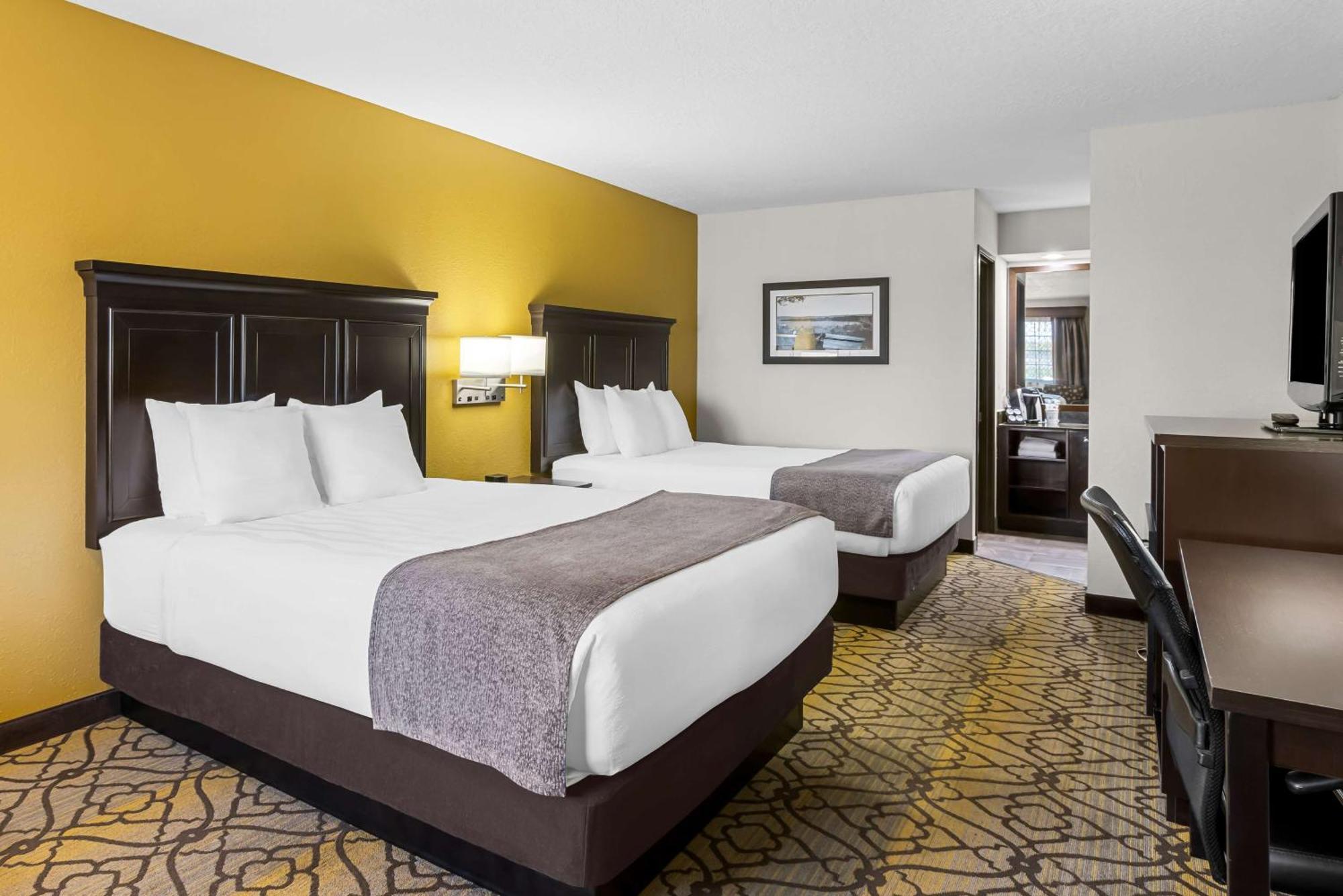 Best Western Of Harbor Springs Zewnętrze zdjęcie