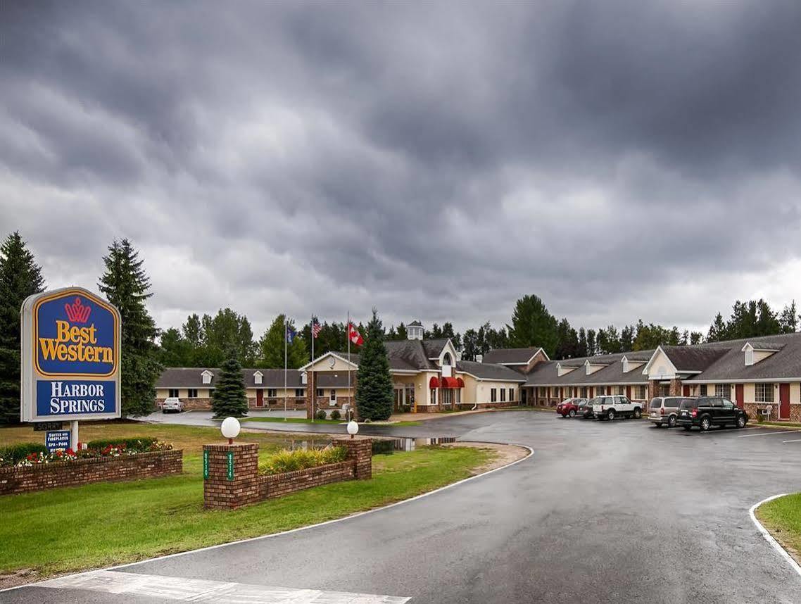 Best Western Of Harbor Springs Zewnętrze zdjęcie